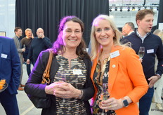 Stefanie Miltenburg van Royal FloraHolland en Jolanda Heistek van Greenport West-Holland